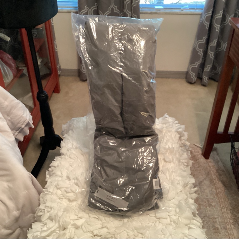 Shaci The Label Grey Puffer Scarf - Picture 8 of 8